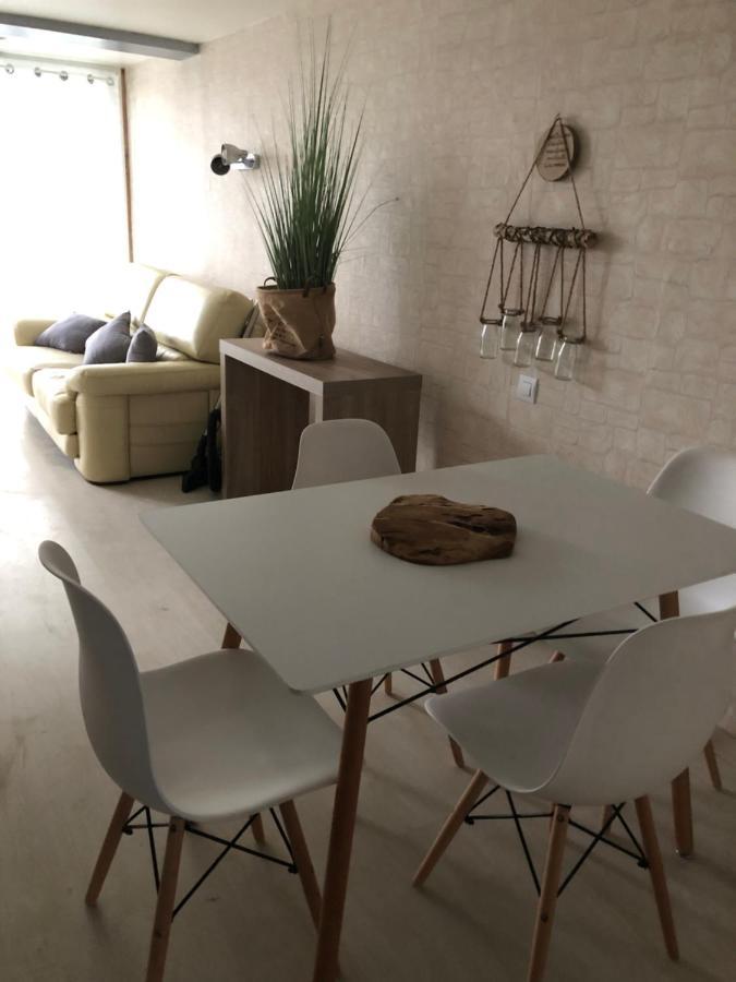 Un Duplex Pour 4 Personne Residence De Vacances อาร์ลส์ ภายนอก รูปภาพ