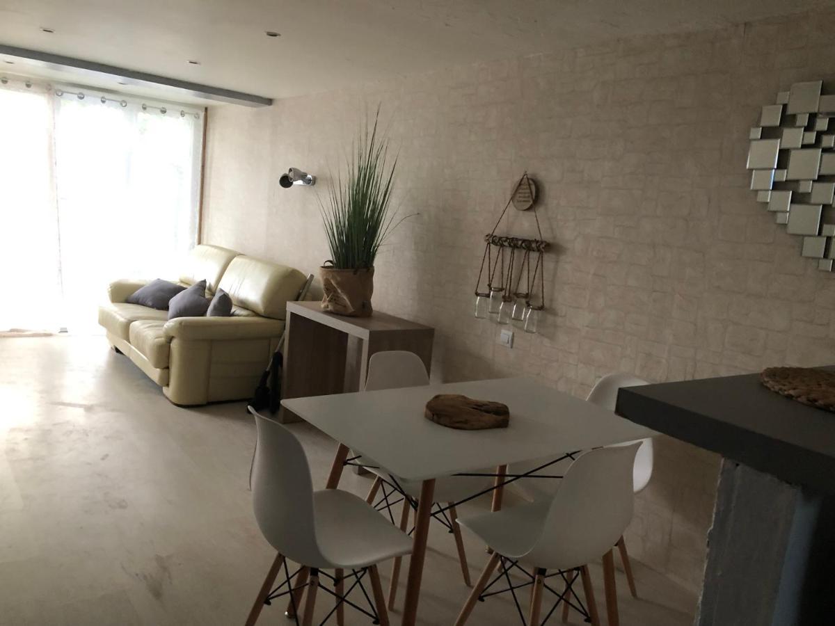 Un Duplex Pour 4 Personne Residence De Vacances อาร์ลส์ ภายนอก รูปภาพ