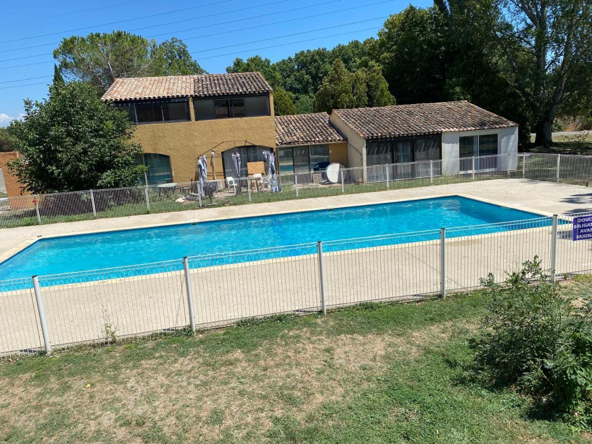 Un Duplex Pour 4 Personne Residence De Vacances อาร์ลส์ ภายนอก รูปภาพ
